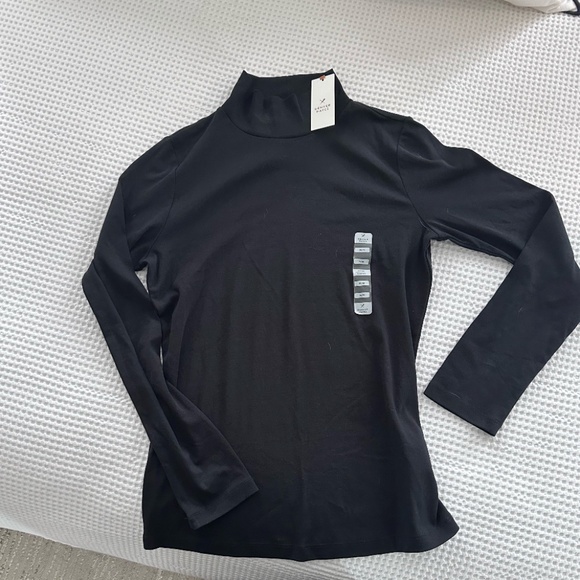 Brand New Wind River Turtleneck - Picture 1 of 4